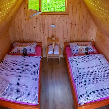 Glamping Vrhovc Hotel Zelezniki Kültér fotó