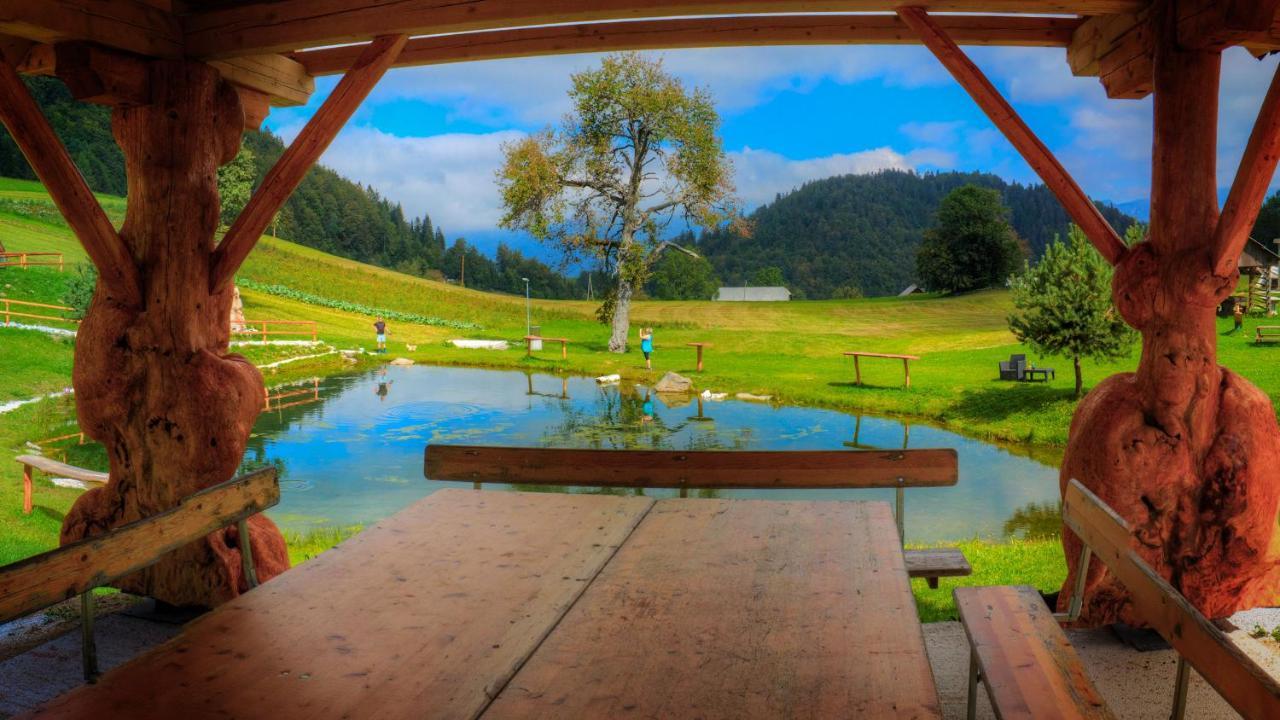 Kemping Glamping Vrhovc Zelezniki