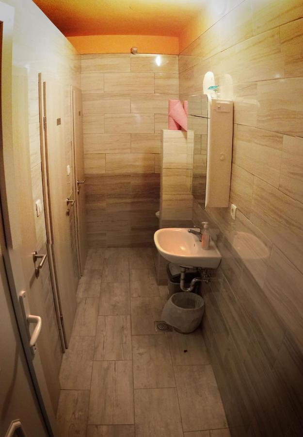 Glamping Vrhovc *